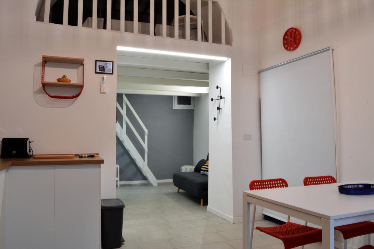 Dock33 - Comfort Loft In Catania Center Exterior photo